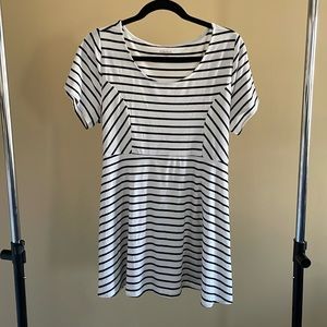 Motherhood Maternity Peplum top